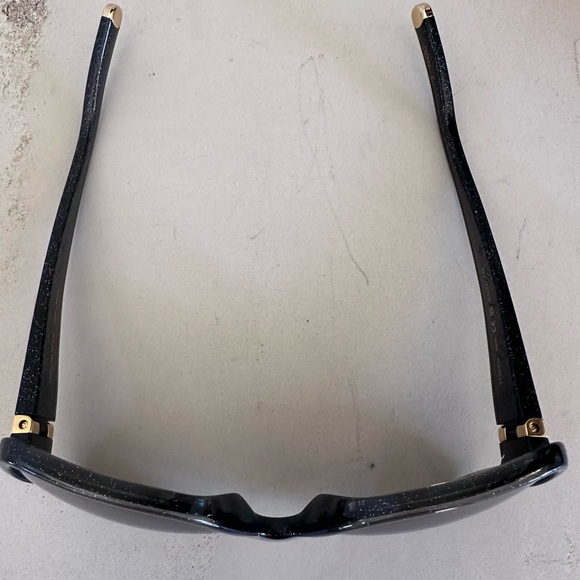 Louis Vuitton monogramed sunglasses - Picture 5 of 5